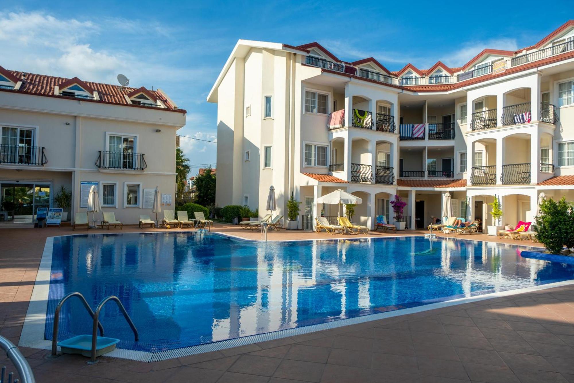 Sea Breeze Hotel And Apartments Ölüdeniz Eksteriør billede